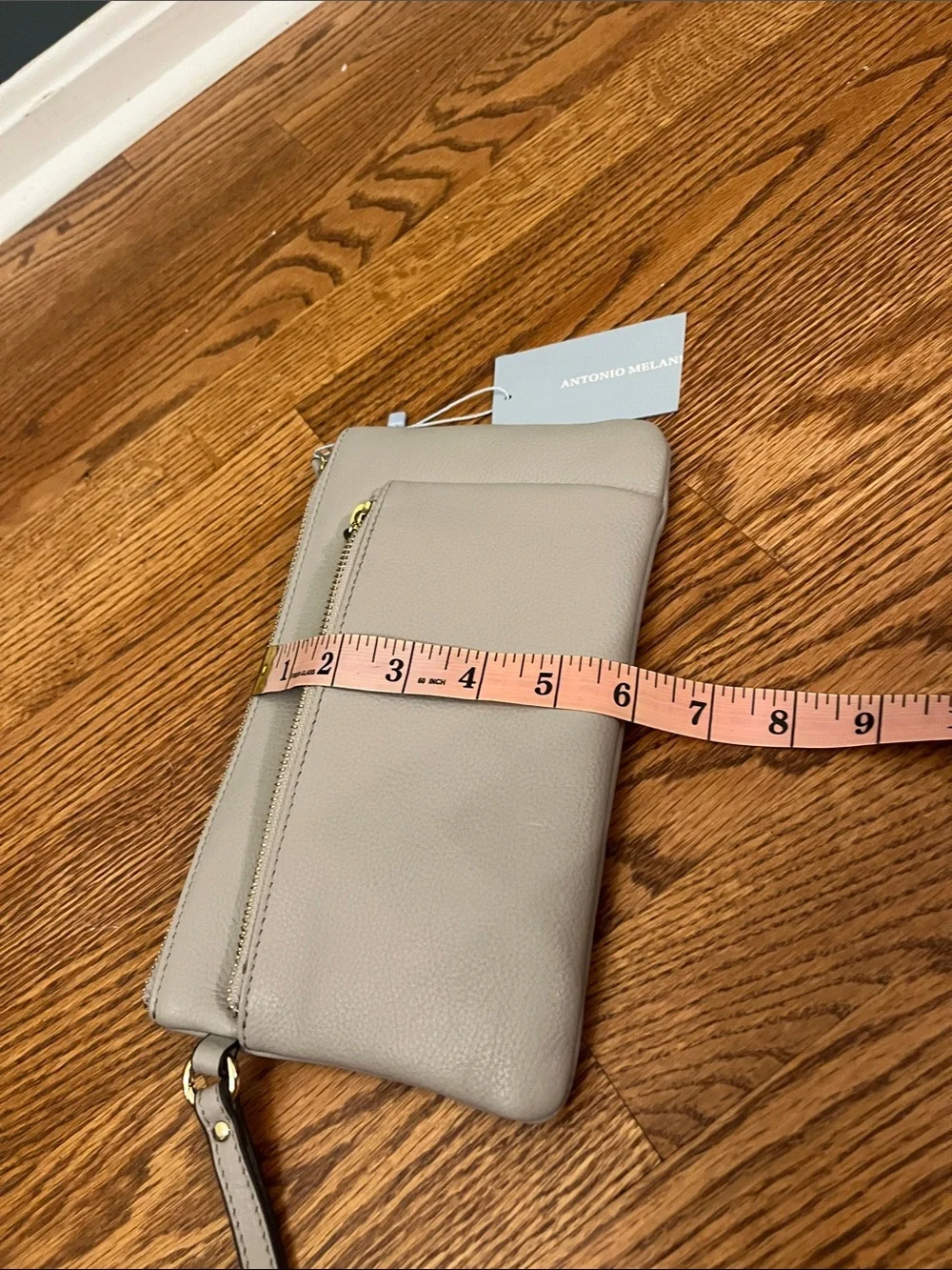 Antonio Melani NWT Gray 100% Leather Wristlet Clutch Zip Purse Luxury